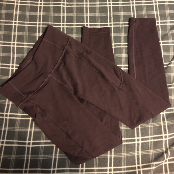 Lululemon LEGGINGS, the invigorate 25” tight - Picture 2 of 5